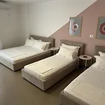 Lulu Suites - Coral
